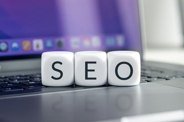 Boostez votre visibilité en ligne avec un expert seo à angers